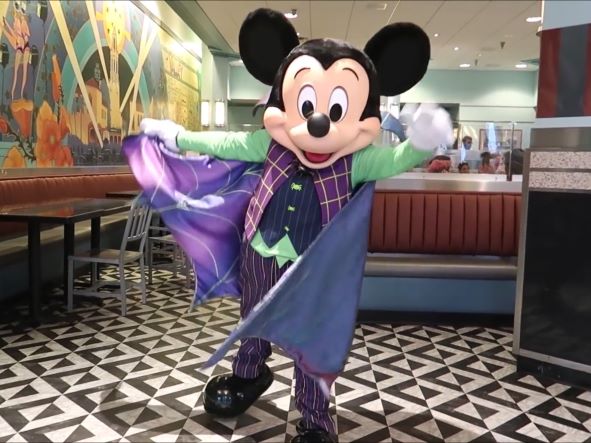 Disney’s Hollywood Studios 2021 & Minnie’s Halloween Dine | My Disney Annual Pass Plans | Low Crowds